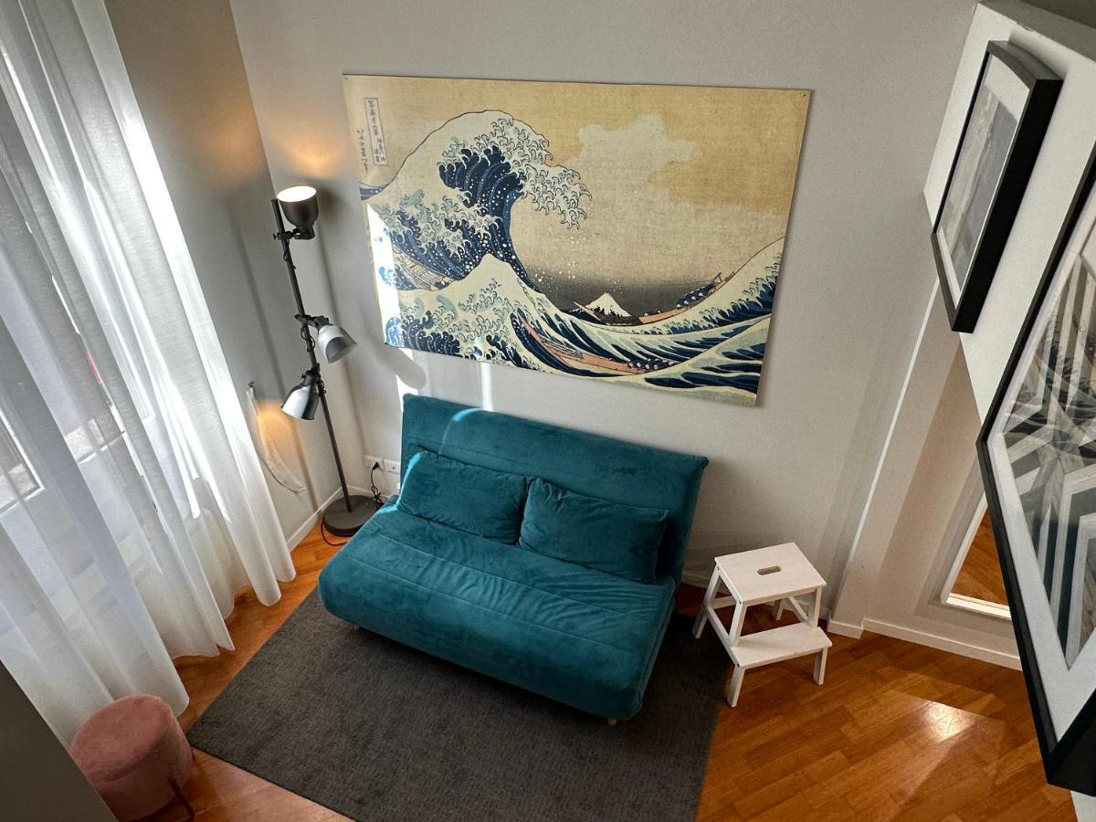 Lovely Flat In Early 20Th Century Building Милано Екстериор снимка